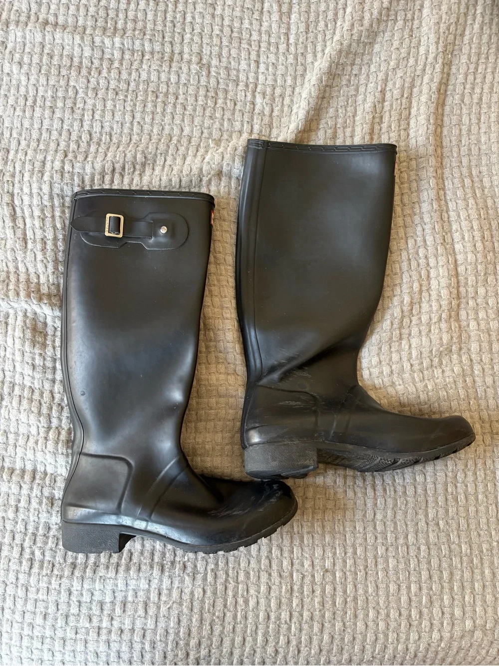 Hunter Black Foldable Tall Rain Boots with Branded Drawstring Bag